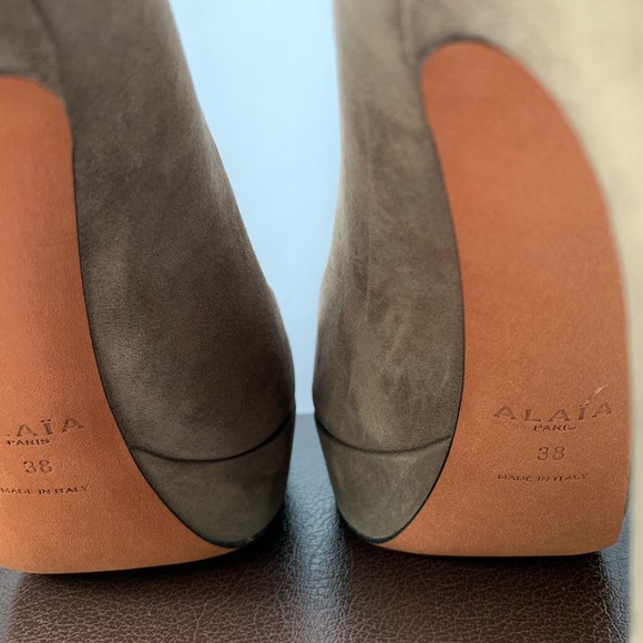 ALAIA suede platform pumps. brand new  38 - Picture 6 of 8